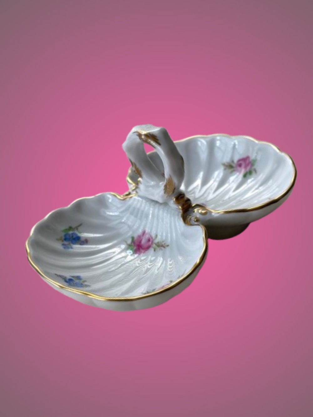 Vtg/antique Meissen (?) porcelain double shell handled open salt/ring dish